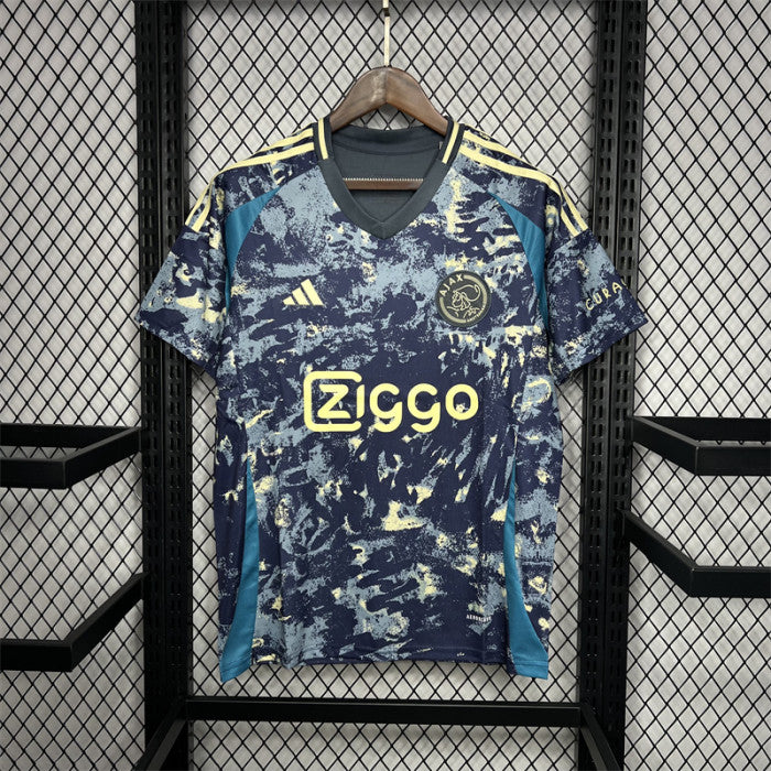 Ajax Away 24/25 Kit