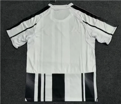 Juventus 24/25 Home Kit