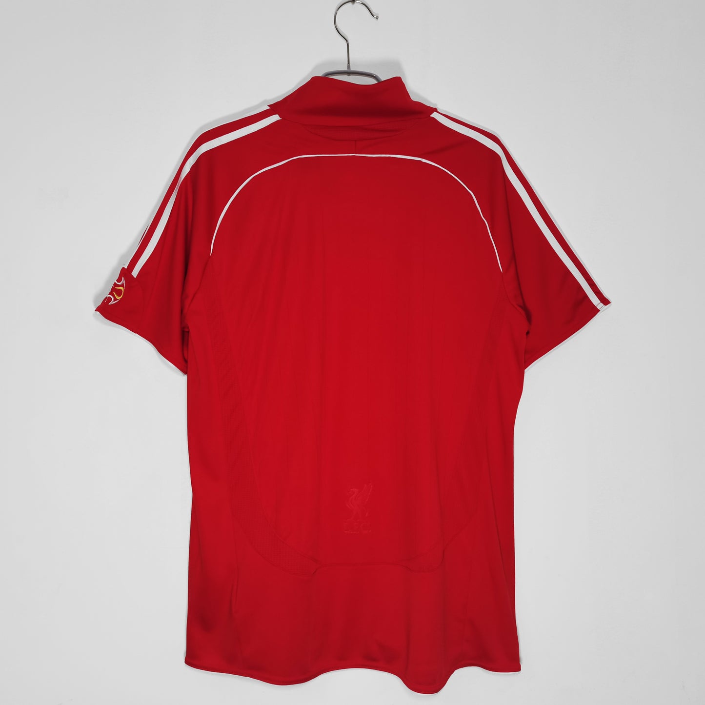Liverpool 06/07 Home Kit