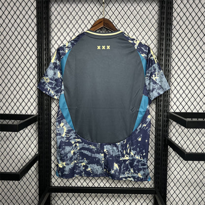 Ajax Away 24/25 Kit
